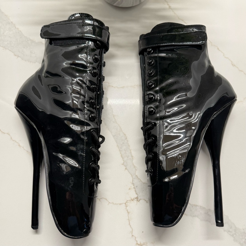 Pleaser Glossy Black Ballet 8 inch Heel Boots.